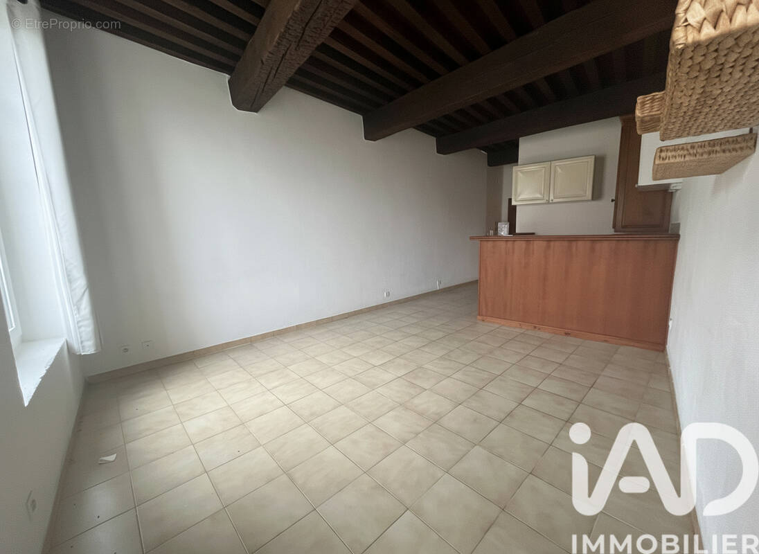 Photo 1 - Appartement à BAGNOLS-SUR-CEZE