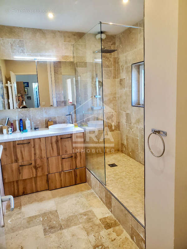 Maison à VILLENAVE-D'ORNON