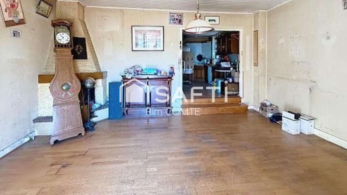 Maison 162 m² à Saint-Rambert-D'albon  - photo 2