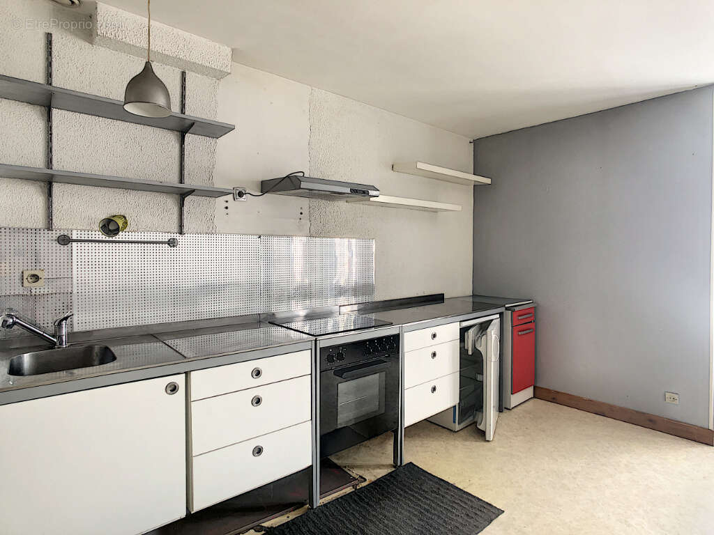 Immeuble Chaumont 8 pièce(s) 204.50 m2 - photo 4