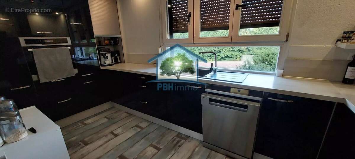 GOLBEY(88)- Appartement 4 pièces 74m2 avec cave - photo 3