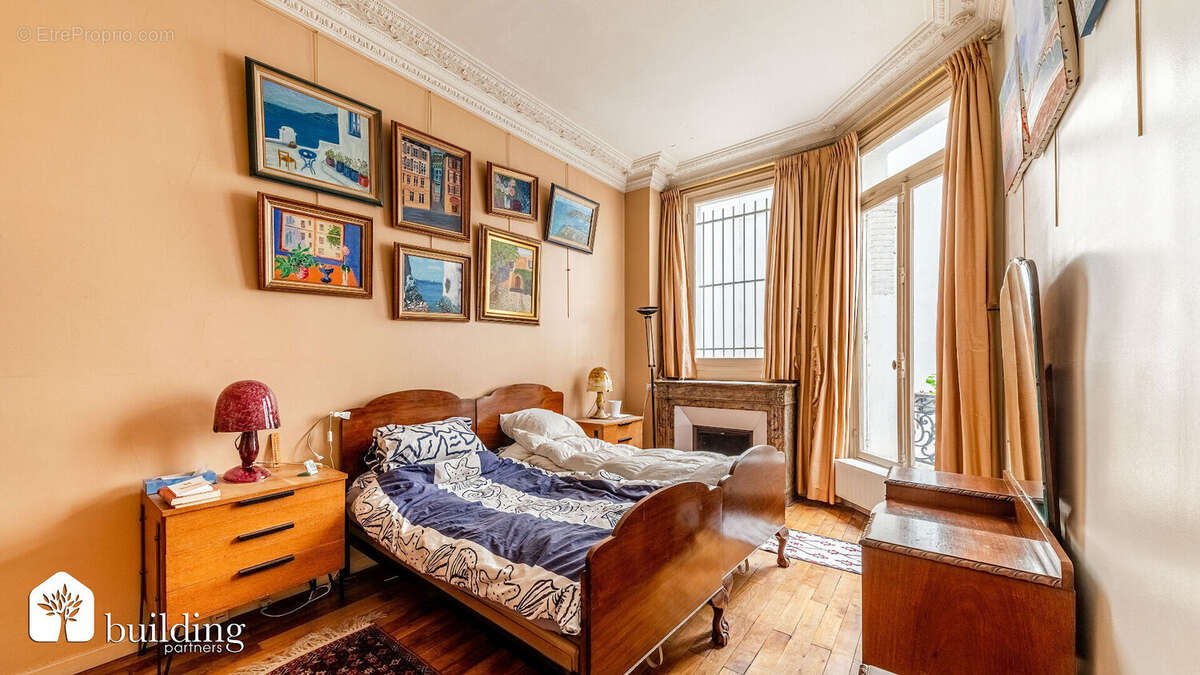 Paris 16ème - Place des Etats-Unis - Appartement 4 pièces de 115.02 m² - photo 8