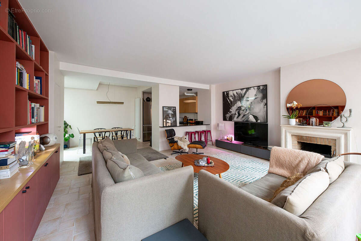 Mairie du 10e appartement en triplex - photo 3
