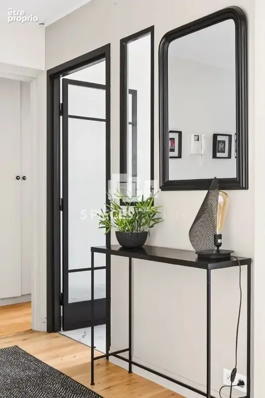 Rare - appartement rénové avec balcon, cave et parking - photo 13