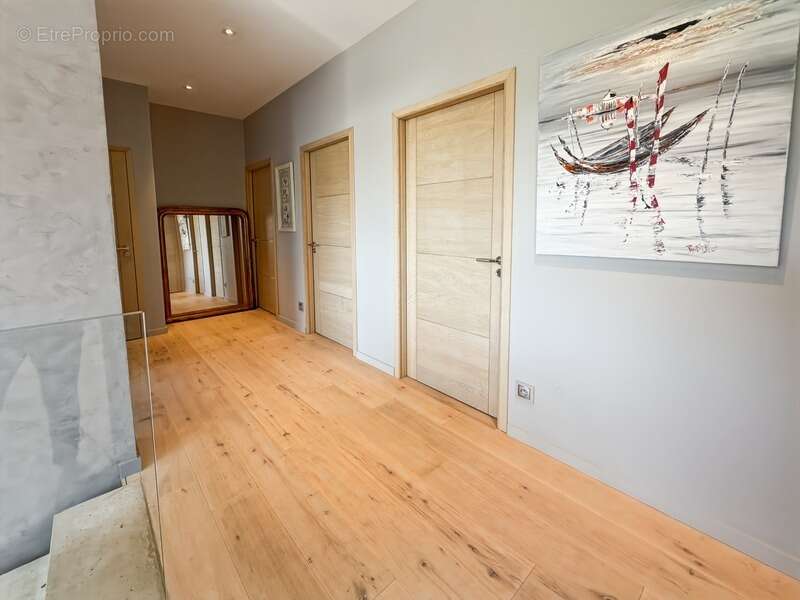 Maison à SAINT-MARTIN-DE-BOSCHERVILLE