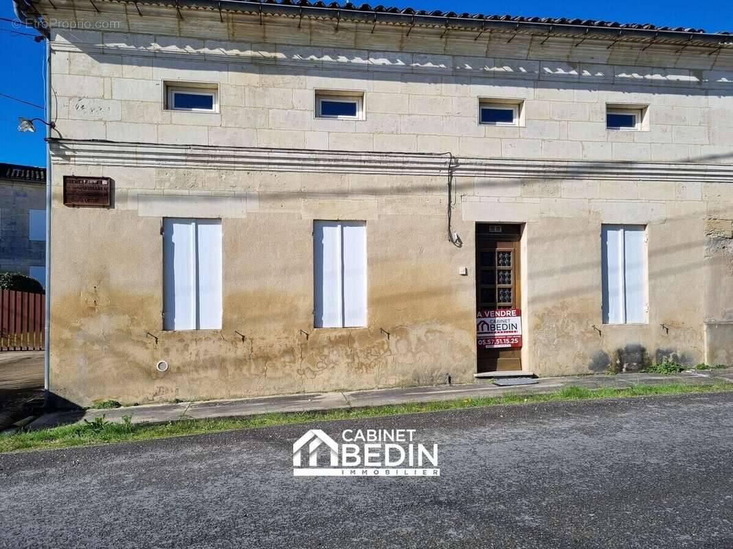 Maison à LUSSAC