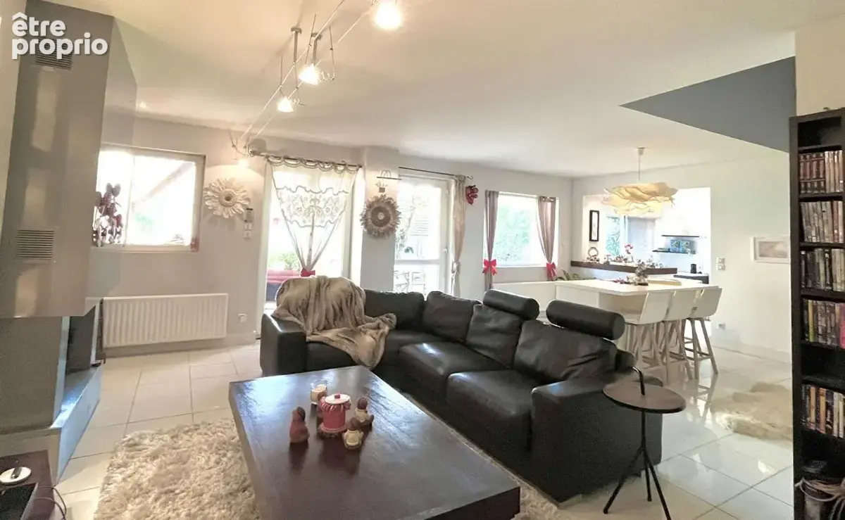 Belle propriété de 260m² - en 2 Habitations sur terrain de 614m² - photo 7