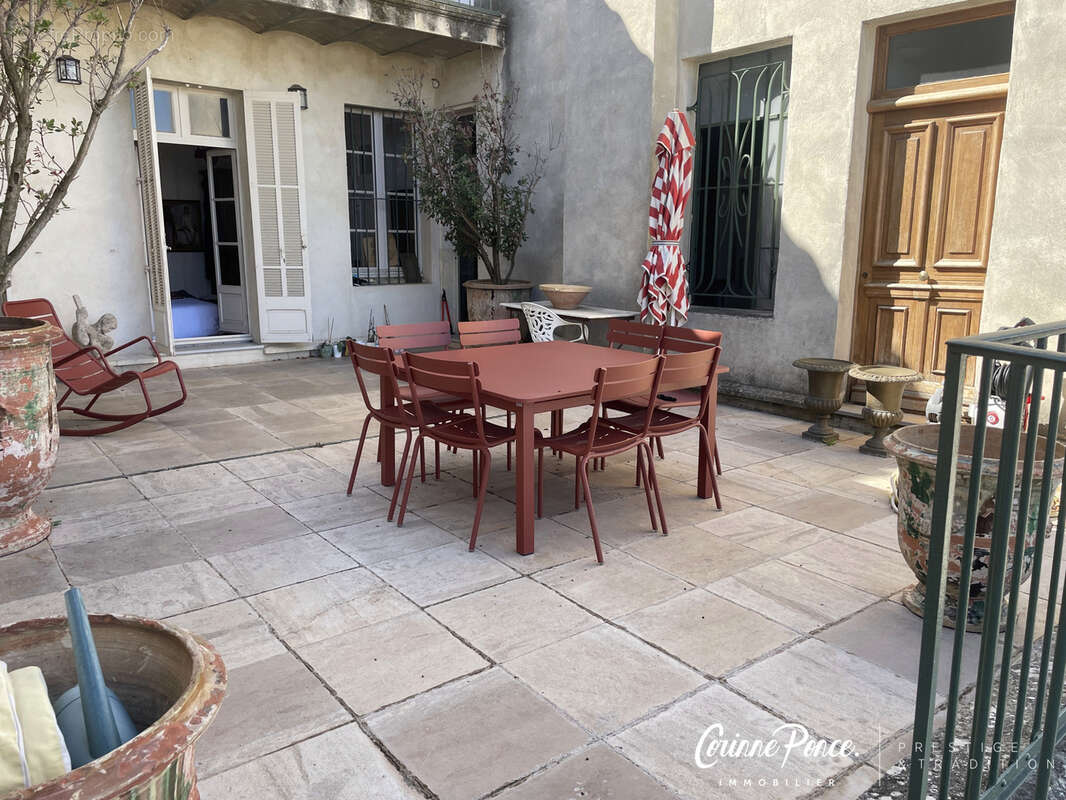 Appartement à NIMES