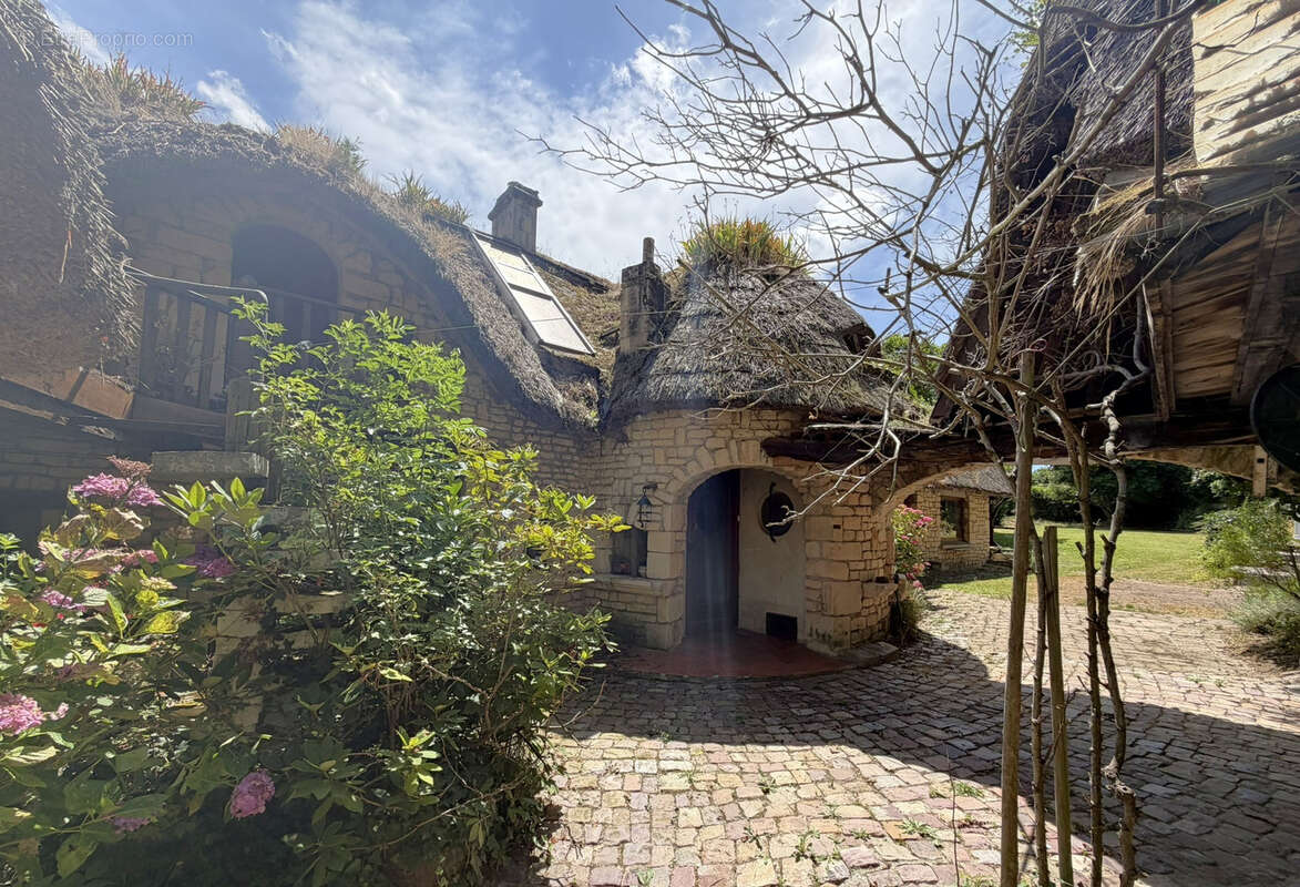 Belle maison atypique entre Caen et Bayeux - photo 4