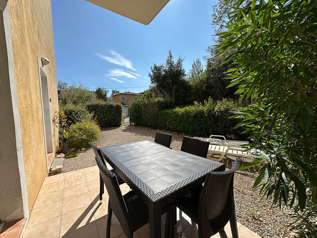 Appartement à CALLIAN