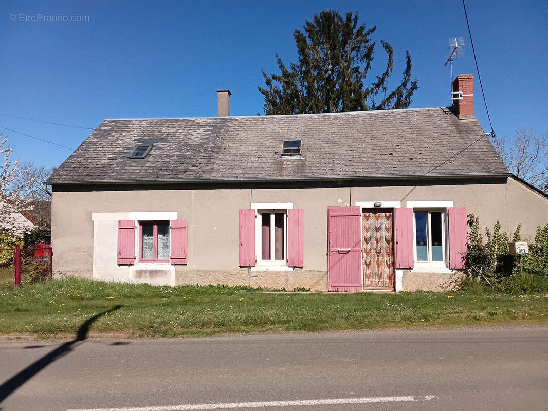 Maison à NERONDES