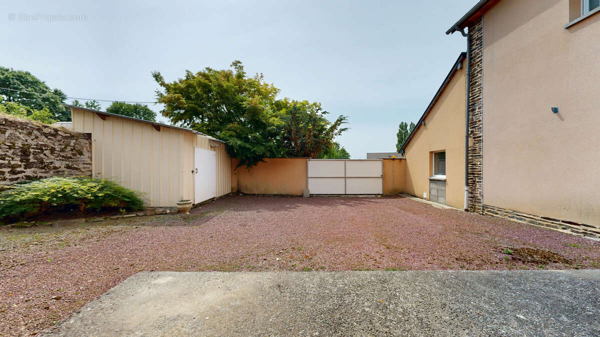 Maison à PARIGNY
