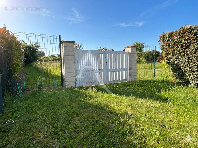 Terrain à GISORS