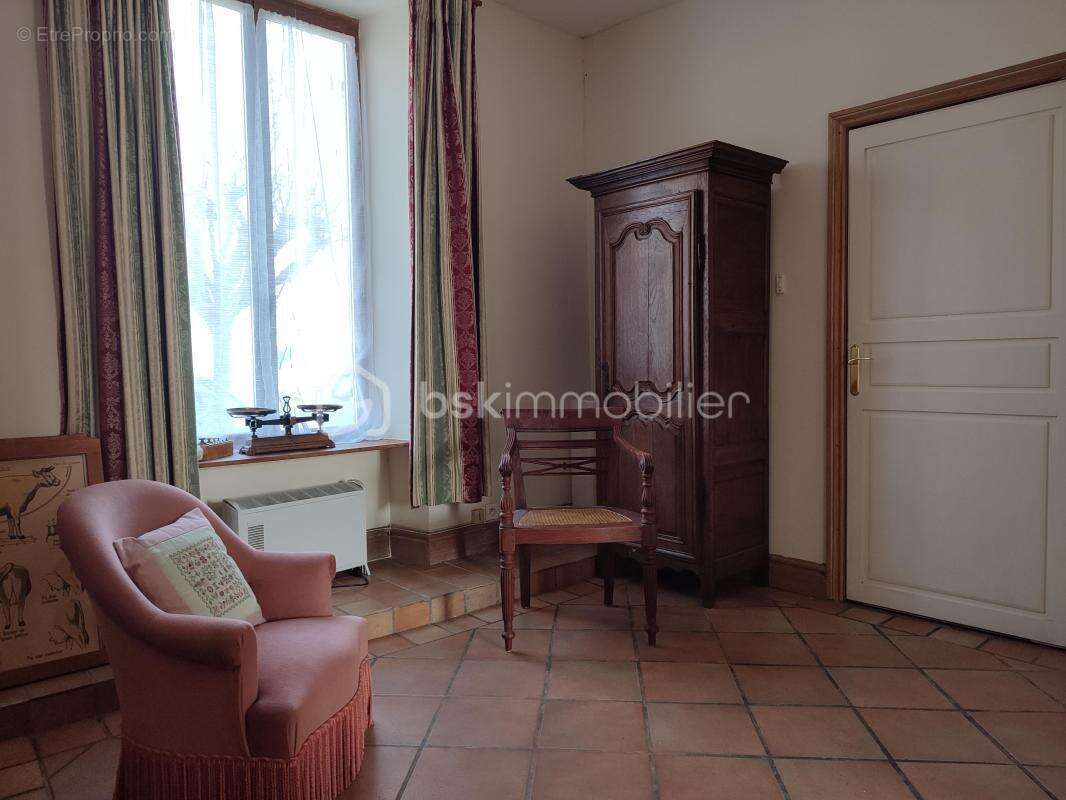 Maison à FRESNAY-SUR-SARTHE