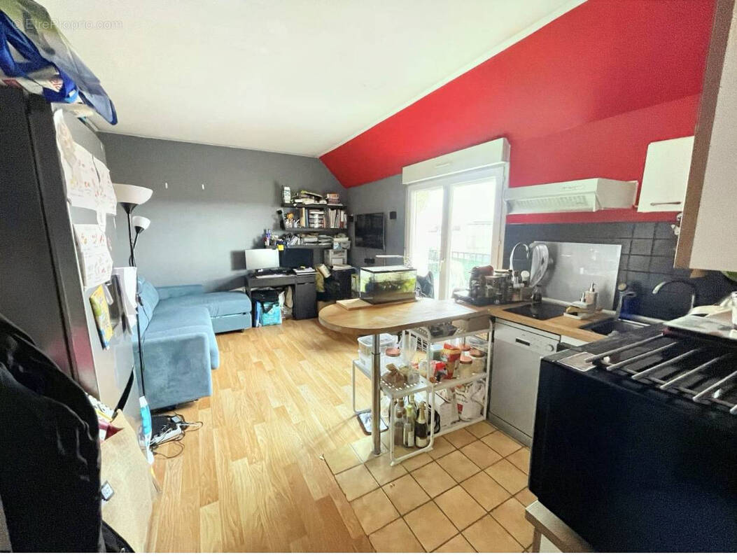 Appartement à PONTAULT-COMBAULT