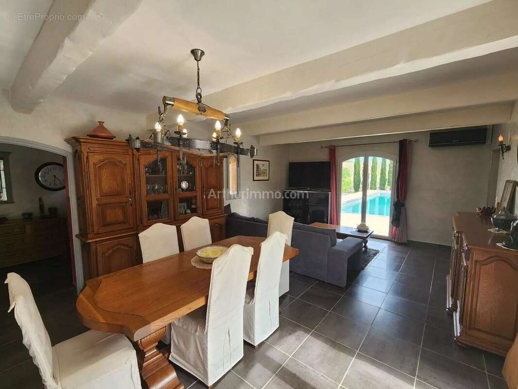 Appartement à SAINT-JEAN-DE-FOS