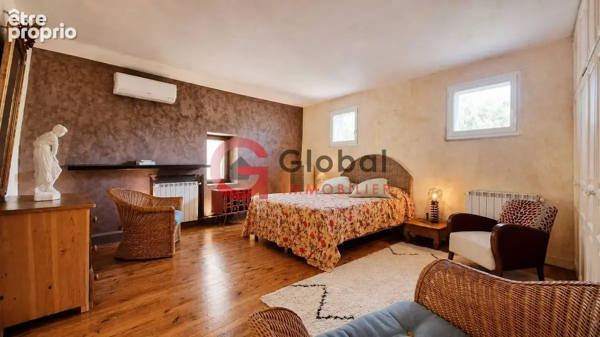Maison de caractère avec 3 chambres, terrasse tropézienne et cave  Grans - photo 12