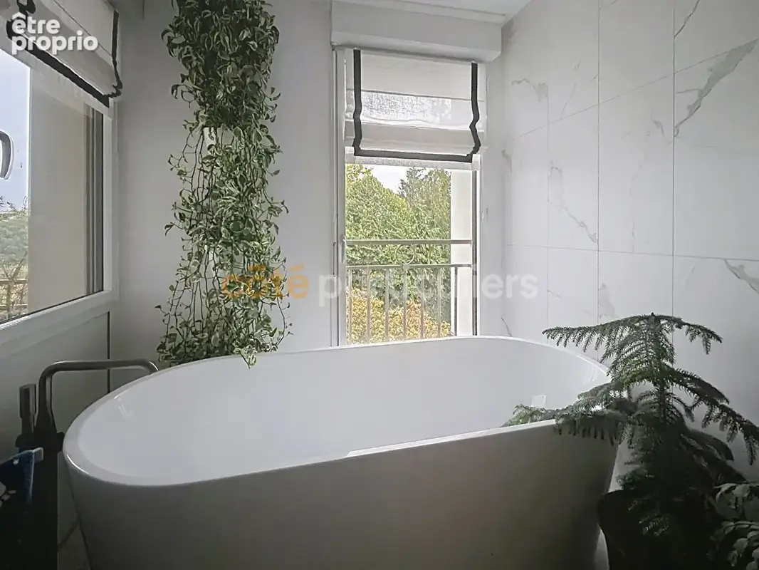 Rare sur Montargis, 103 m2 avec 2 terrasses et double box - photo 6