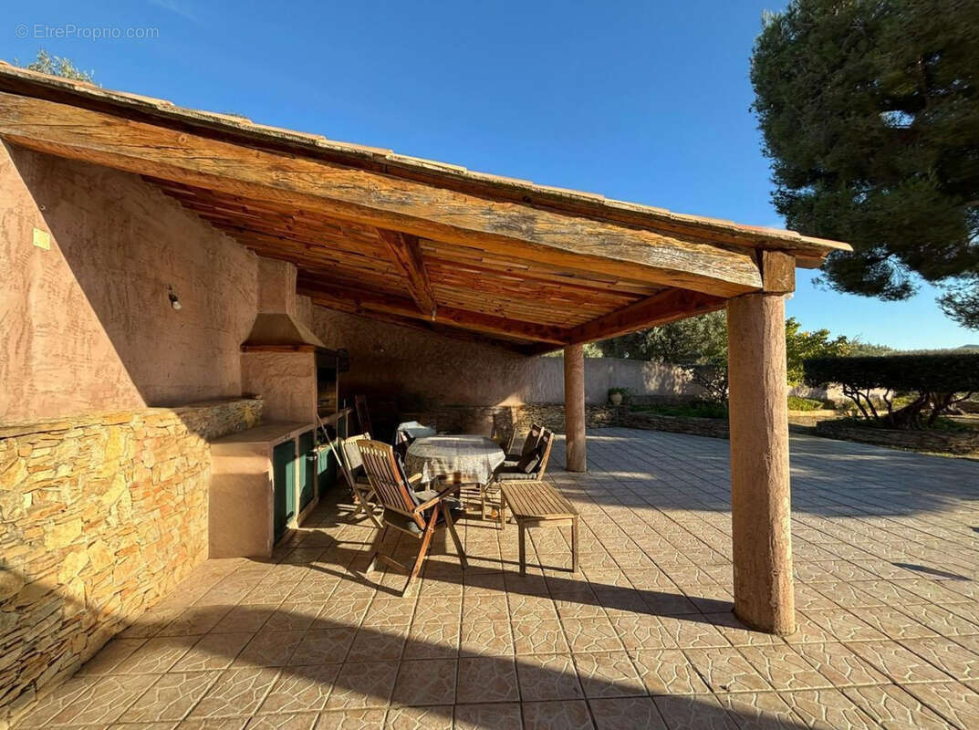 Maison à LA CADIERE-D&#039;AZUR