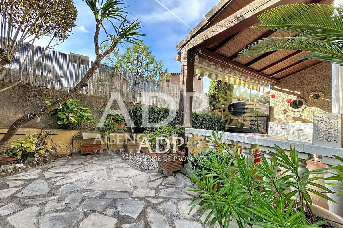 Maison à AURIBEAU-SUR-SIAGNE