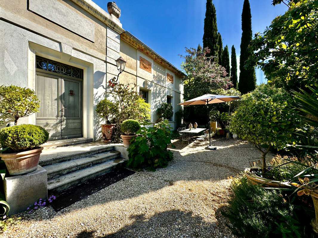 Maison à NIMES