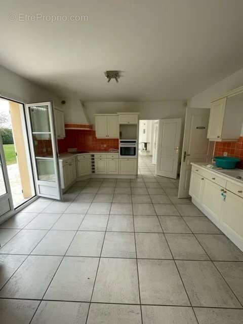 Saint Nom La Breteche Maison De Standing - photo 6