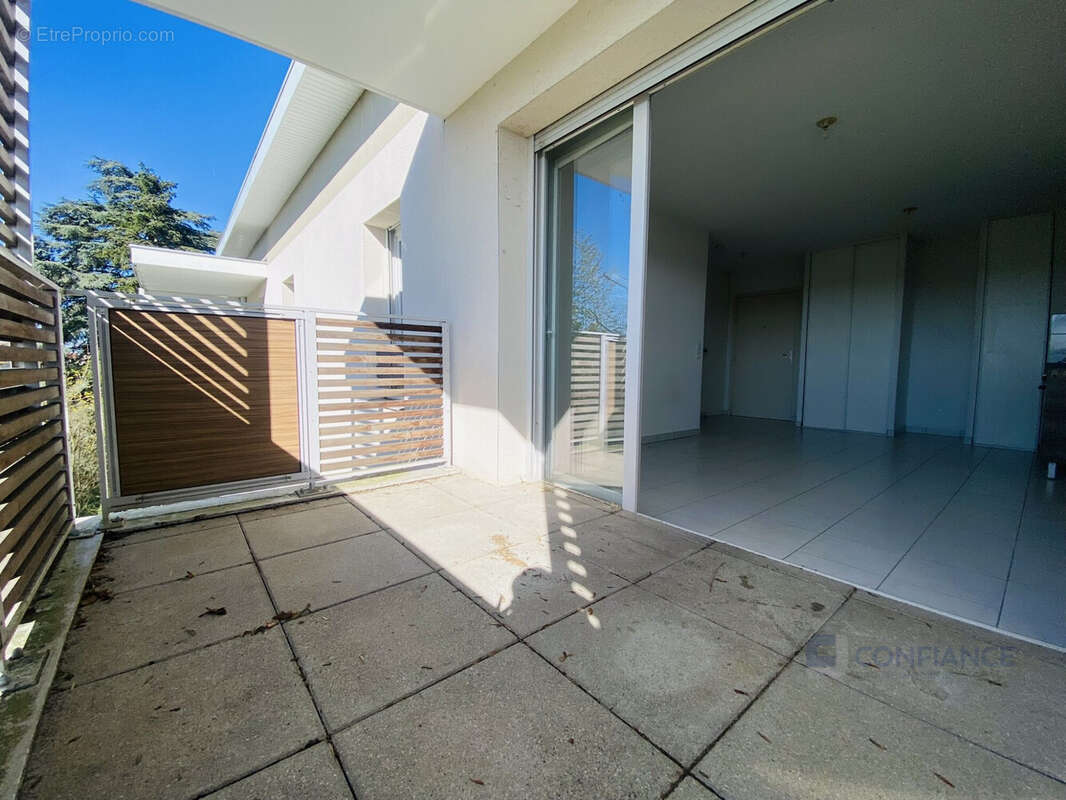 Appartement à RILLIEUX-LA-PAPE