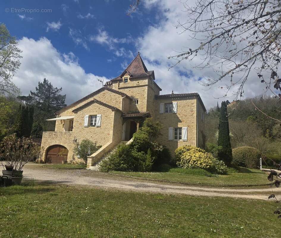 Maison à PRAYSSAC