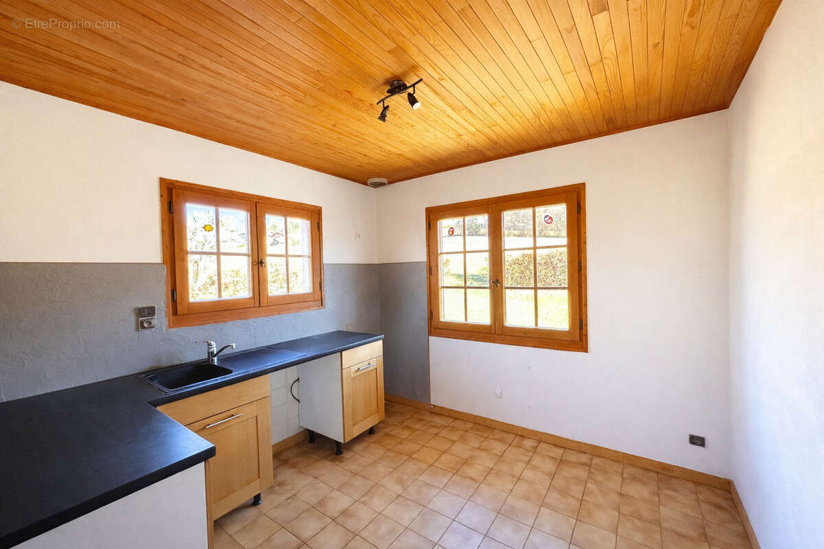 Maison à HABERE-POCHE