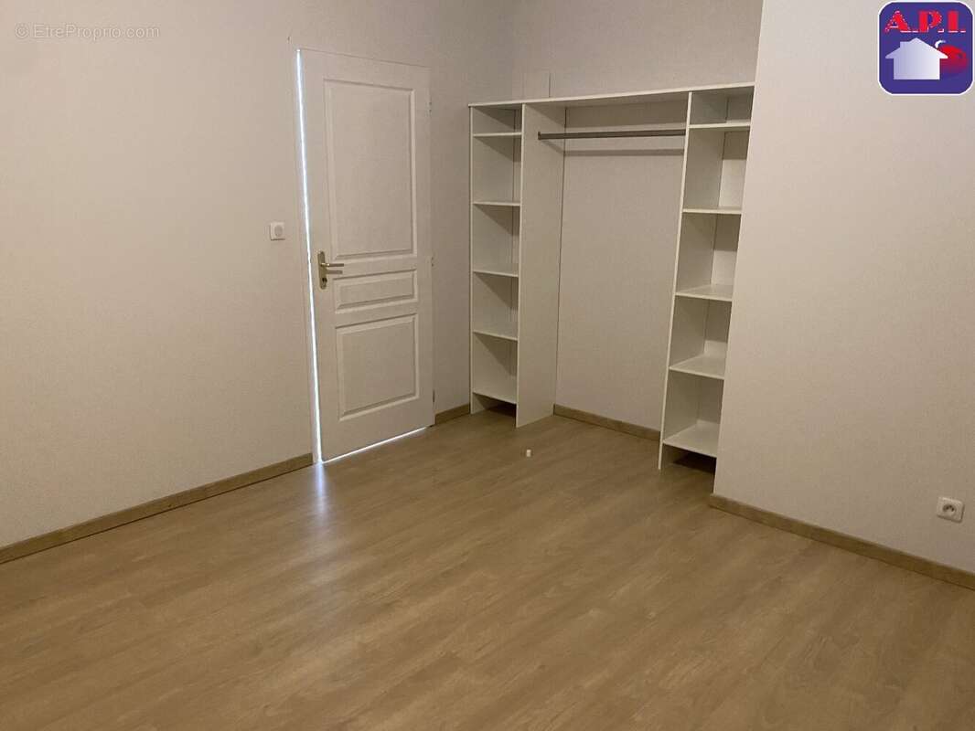 Maison à LA BASTIDE-DE-BOUSIGNAC