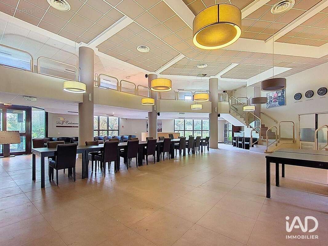 Photo 3 - Commerce à PONTAULT-COMBAULT