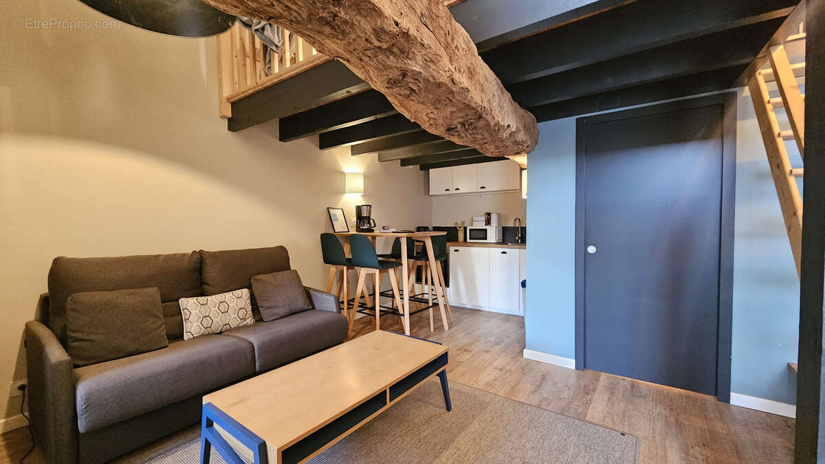 Maison à LES HERBIERS