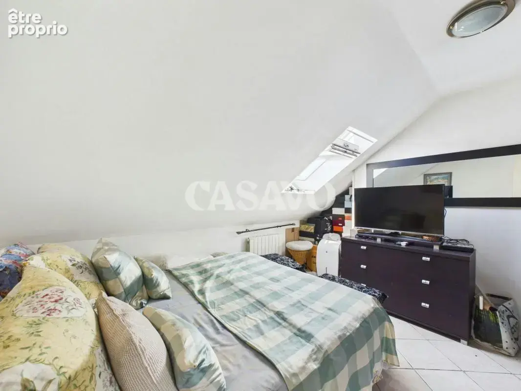 Vente Maison de ville 5 pièces de 92m² - 95140 Garges-lès-Gonesse - photo 17