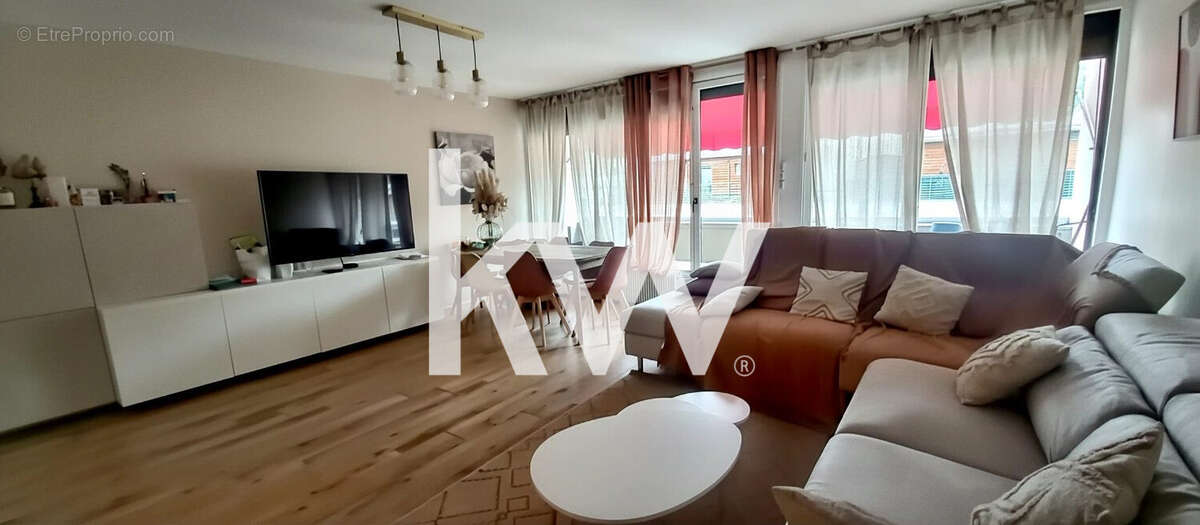 Appartement à SAINT-ETIENNE