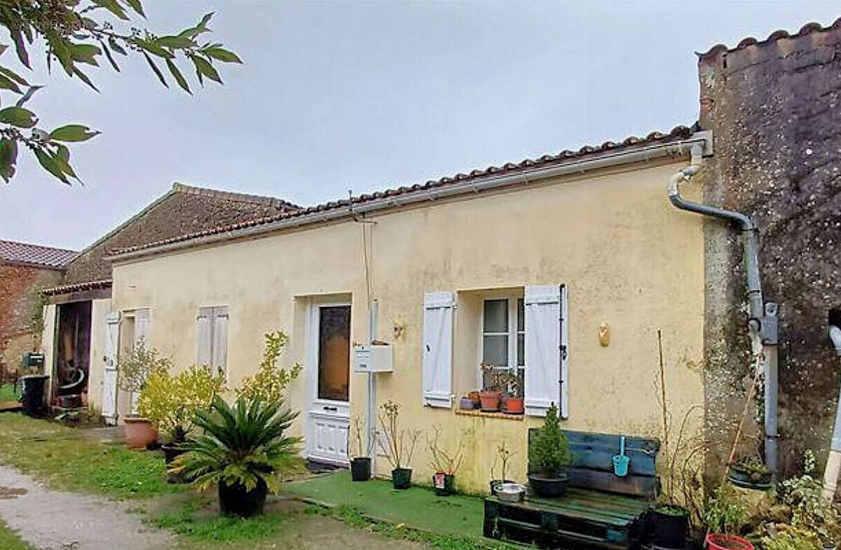 Maison à SAINT-LAURENT-MEDOC