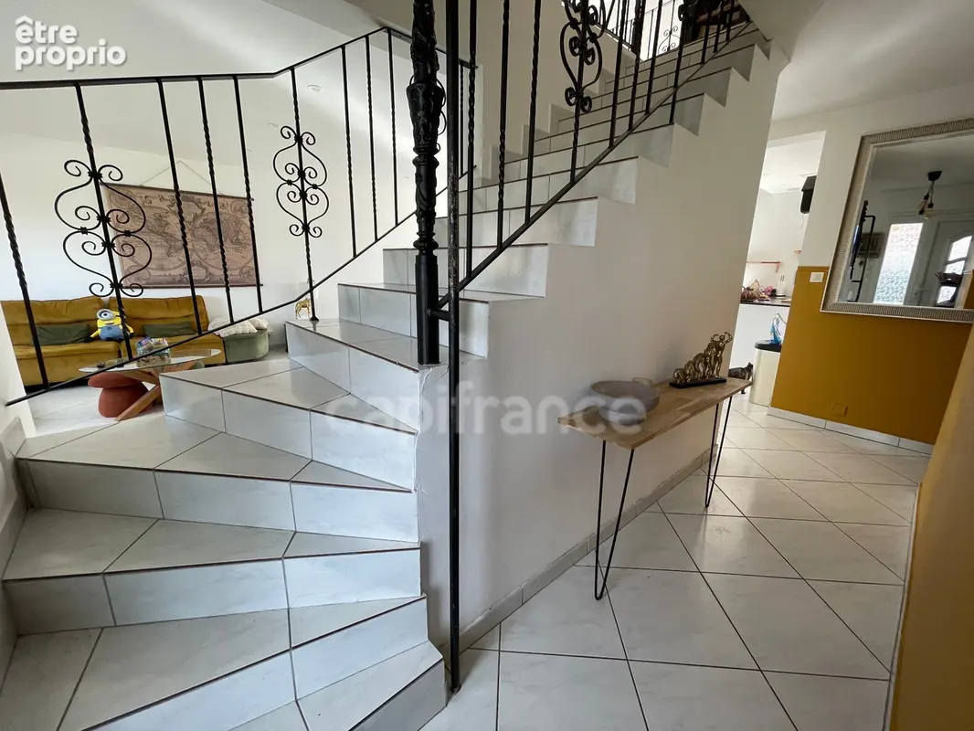 Pavillon sur sous sol 6 chambres, habitable plain pied - photo 12