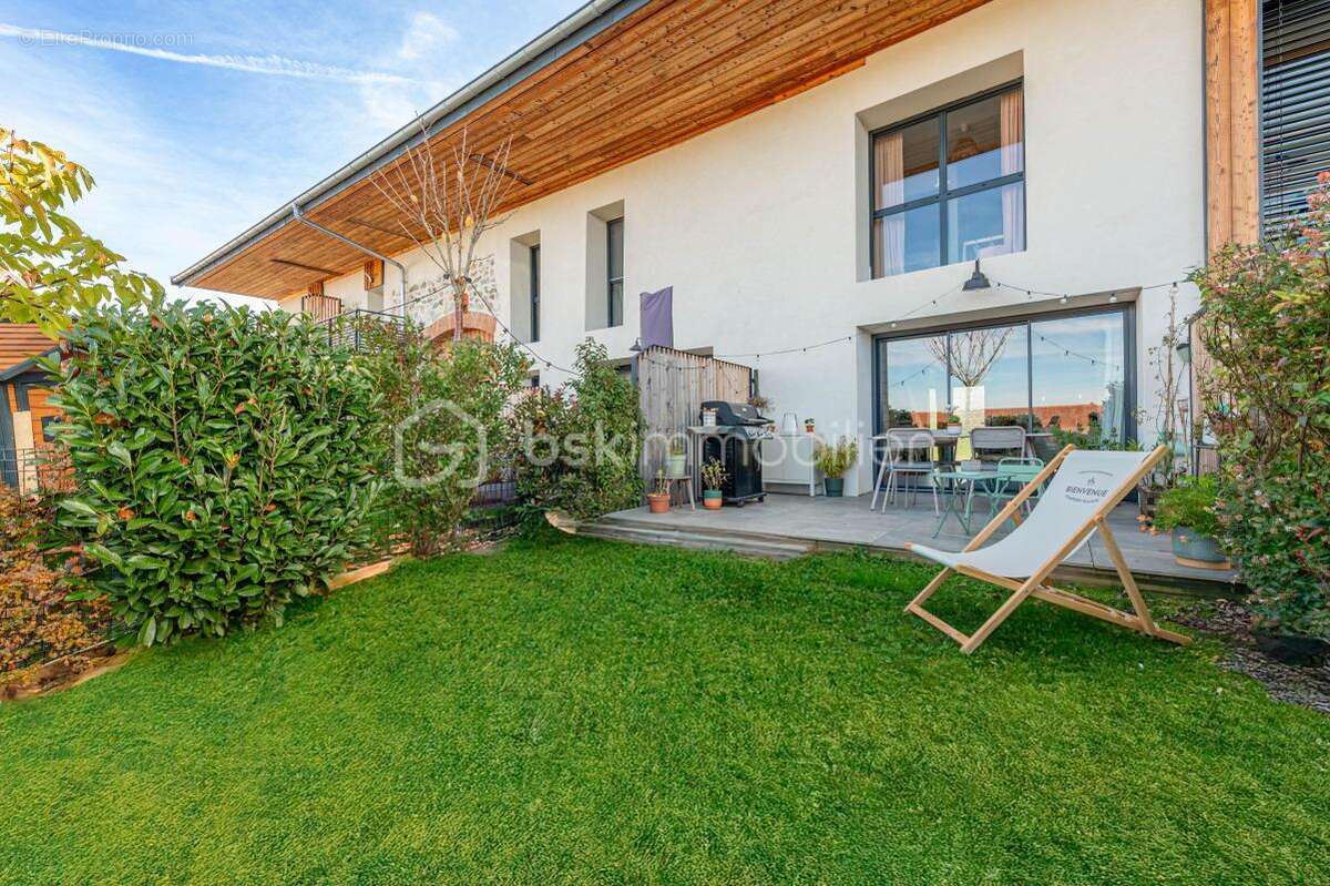 Appartement à CHAPEIRY