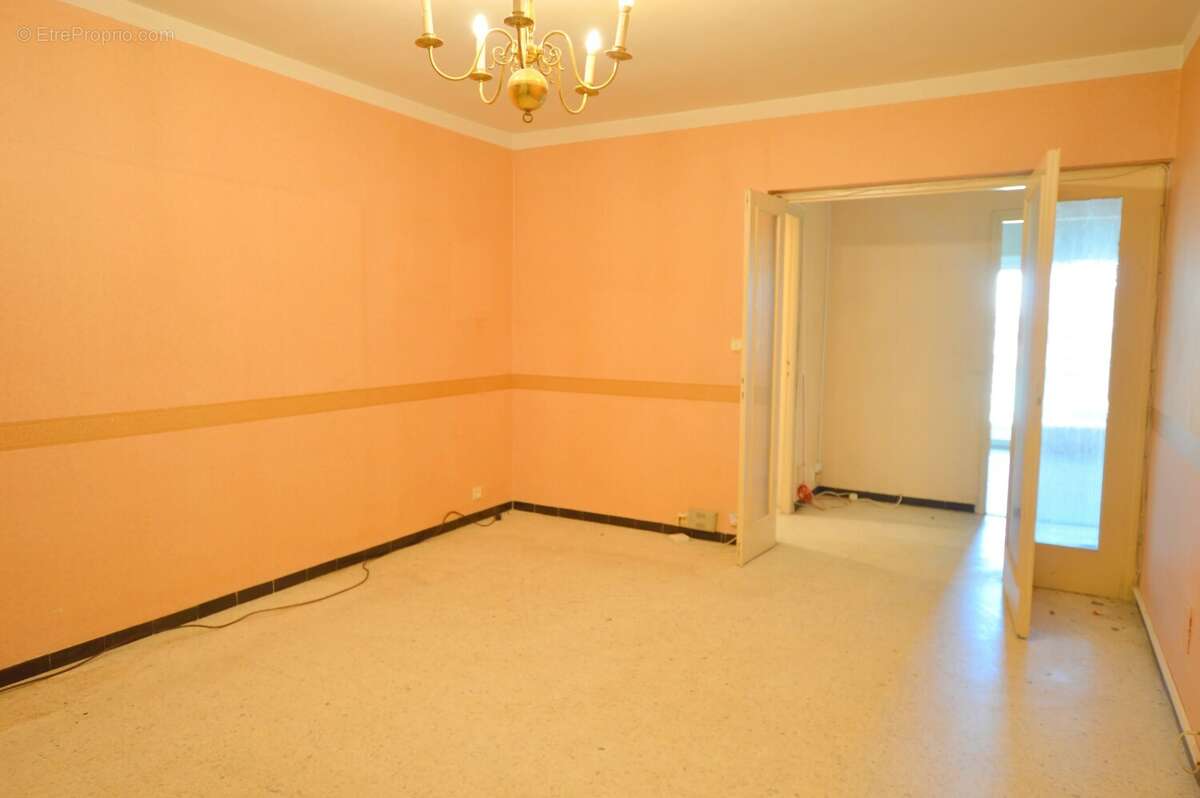 Appartement T3 68 m² – Montpellier La Chamberte – Terrasse, Parking, Ascenseur - photo 3