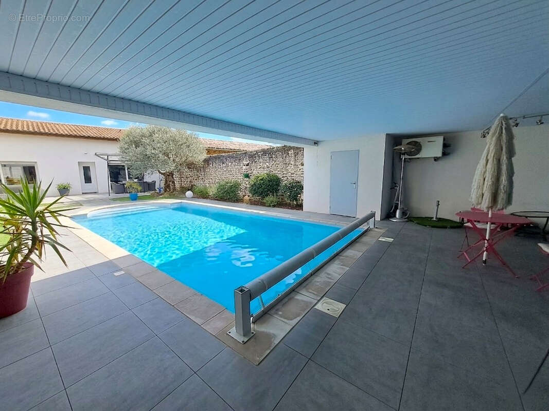 Maison à SAINT-JEAN-DE-TOUSLAS