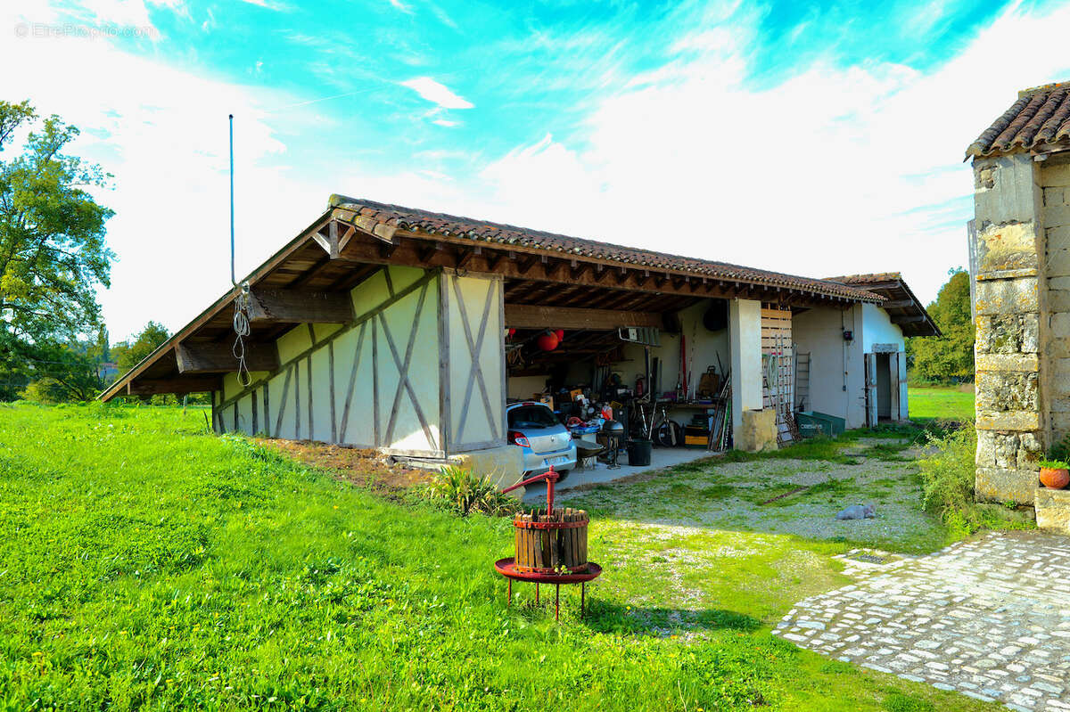 Maison à NERAC