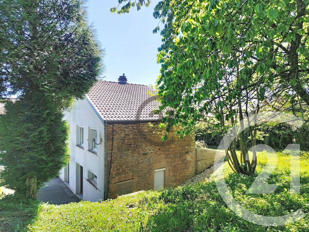 Maison à SORMONNE
