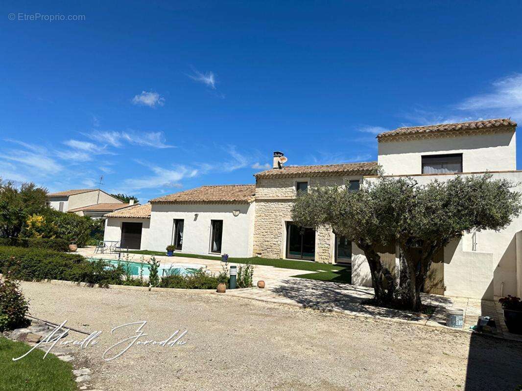 Maison à BEAUCAIRE