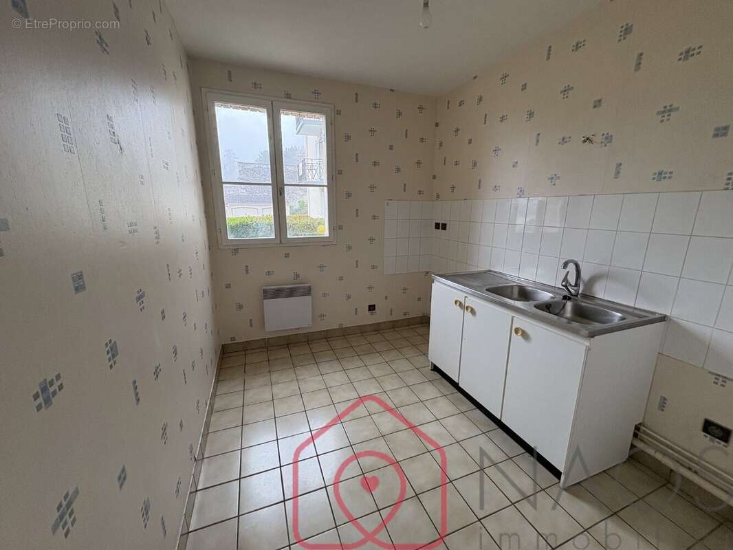 Appartement à SAINT-PIERRE-LES-NEMOURS