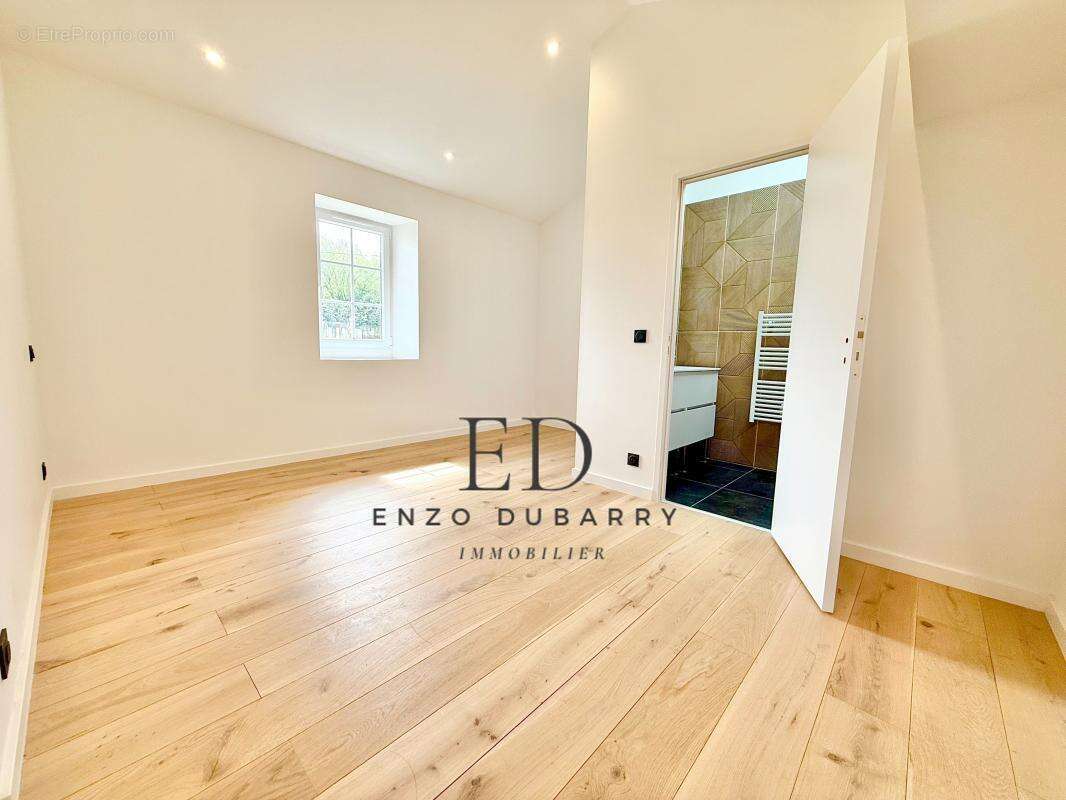 Maison à SAINT-PIERRE-D&#039;IRUBE