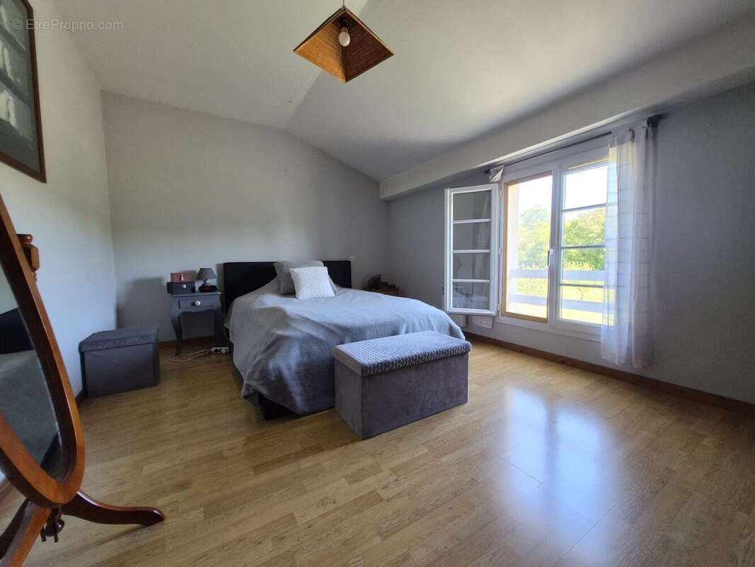 Maison à SAINT-PARDOULT