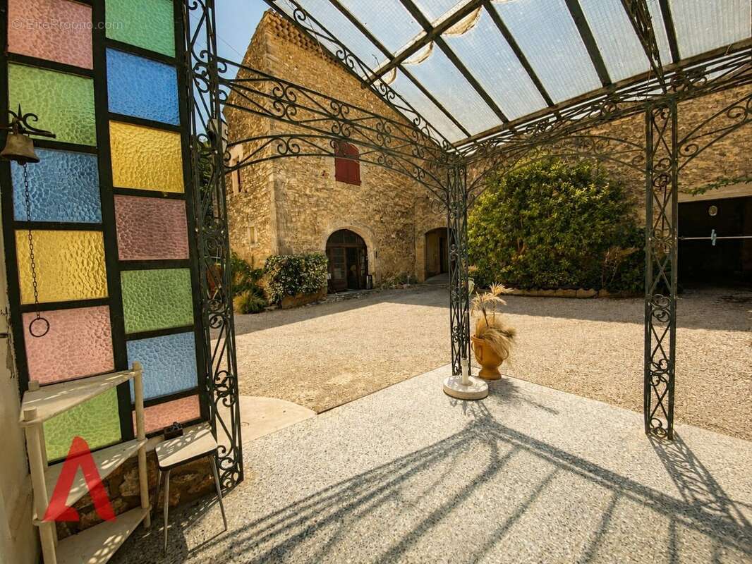 Une magnifique propriété du Sud de la France au charme historique et au potentiel exceptionnel - photo 9