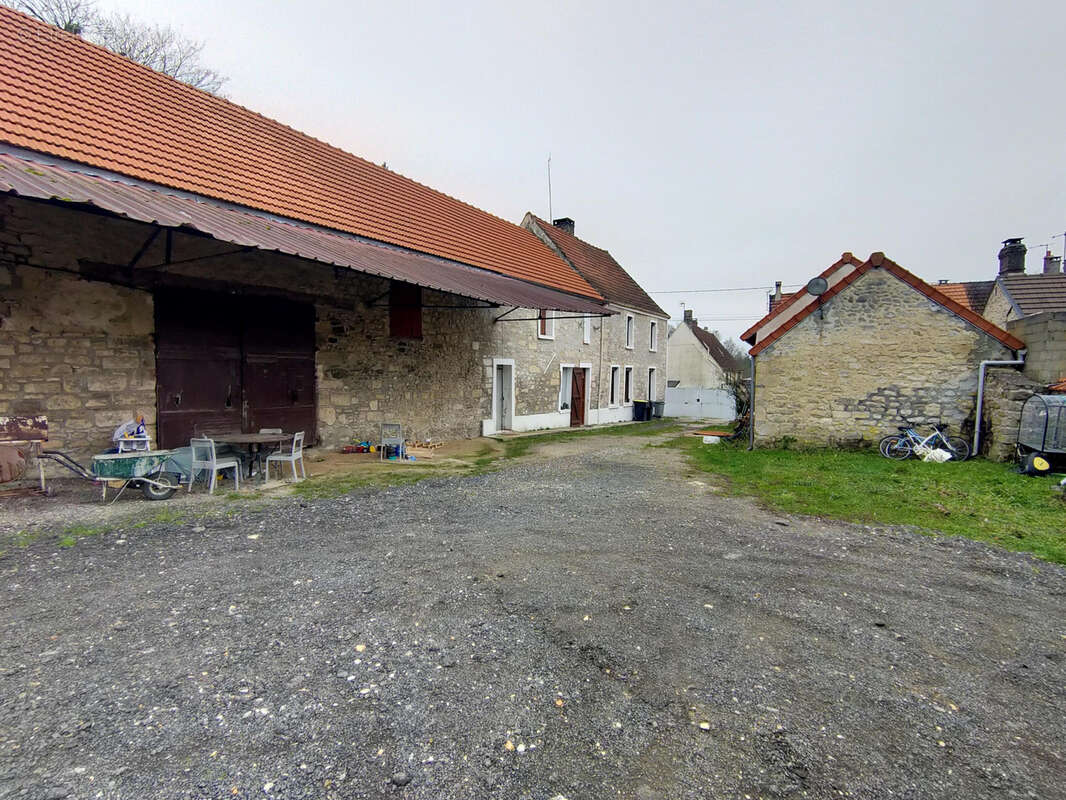 Maison à VILLERS-COTTERETS