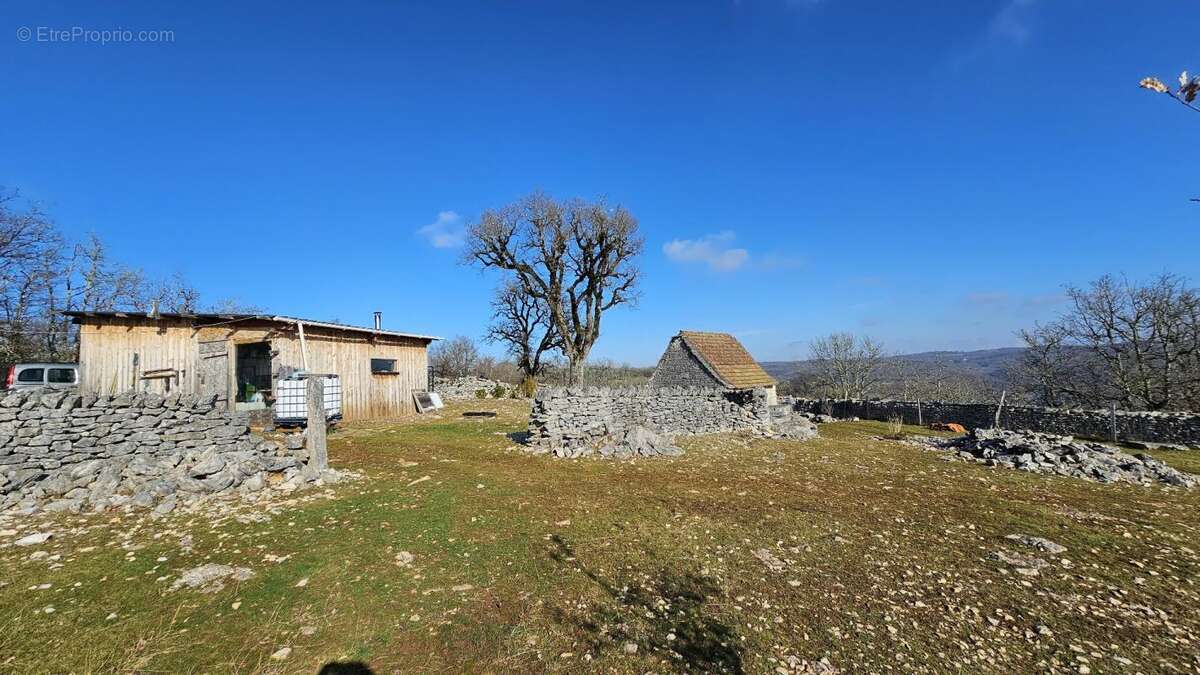 Terrain à SAINT-CHELS