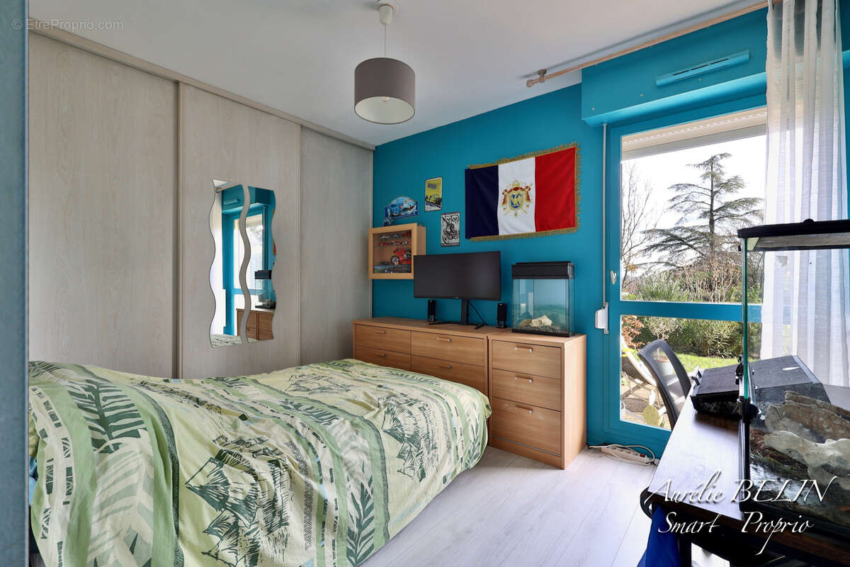 Appartement à SAINT-GENIS-LES-OLLIERES