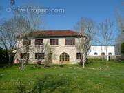 Maison à MONTSALES